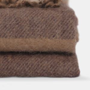 Plaid (châle) 100% en poils de chameau de Mongolie 150*200cm - Product Image 3