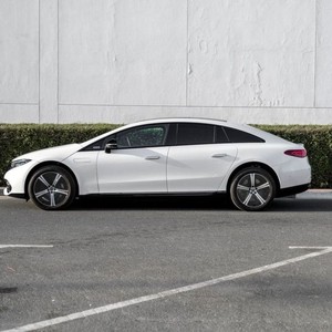 Mercedes-Benz EQS 450 Premium, voiture électrique - Product Image 3