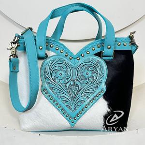 Sac fourre-tout tendance en cuir repoussé turquoise en forme de cœur, en cuir de vachette premium, avec bandoulière, collection Mars 2026 - Product Image 1
