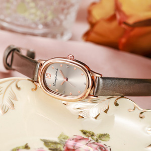 Vintage Fashionable Women's <b>Acrylic</b> Strap Alloy Case Quartz Movement Oval Shaped Bracelet Watch with Pointer Dial - Product Image 1