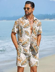 Conjunto de camisa de manga corta con estampado de hojas tropicales y pantalones cortos a juego para hombre, estilo informal, colorido, para vacaciones de verano. - Product Image 4