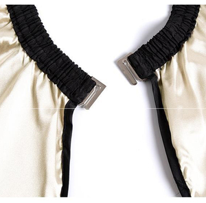 ผ้าคลุมตัดผมคุณภาพสูงสีโรสโกลด์ พร้อมโลโก้สั่งทำพิเศษ สีแชมเปญ คอแบบยืดหยุ่น ผ้าคลุมตัดผมสำหรับช่างทำผม แบรนด์ดัง - Product Image 4