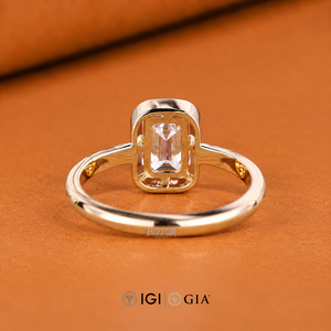 Anillo de compromiso solitario con diamante cultivado en laboratorio de corte esmeralda, certificado IGI, anillo de diamante de 1 a 2 quilates, galería abierta, aniversario - Product Image 3