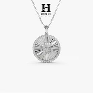 สร้อยคอจี้ตัวอักษร E แบบกำหนดเอง พร้อมจี้รูปทรง Sunburst ประดับเพชรแล็บ ทอง 18K เงินแท้ 925 - Product Image 1