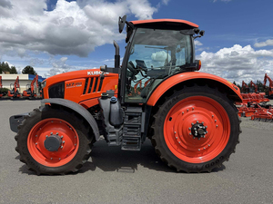 รถแทรกเตอร์ 2017 M7-151 KVT 210 แรงม้า ระบบเกียร์แบบส่งกำลังด้วยเฟือง พร้อมปั๊ม คุณภาพพรีเมียม พร้อมส่งออก สำหรับงานหนัก อุปกรณ์การเกษตร จำหน่ายจำนวนมาก - Product Image 4