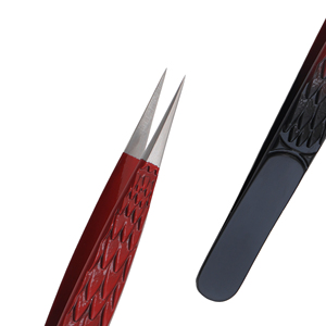 Pince à épiler Stahlmann Pro en acier inoxydable de haute qualité avec revêtement noir et rouge, option de logo personnalisé, texture à pointe lisse - Product Image 3