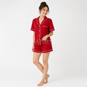 Pyjamas confortables pour filles de la sororité Delta Sigma de Cosh International, parfaits pour se détendre à la maison. - Product Image 1
