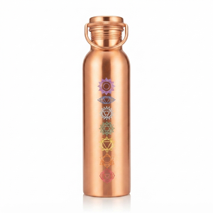 Botella de Agua de Cobre Premium con Diseño de 7 Chakras y Agarre |   Botella Ayurvédica Hecha a Mano para Viajes de Yoga, Regalo, Exportador Mayorista Profesional - Product Image 1