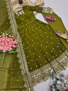 Best Quality Traditional Indian Vichitra Silk Womens Gown with Soft Flowing Fabric for Wedding Wear Available for Best Price - Product Image 5