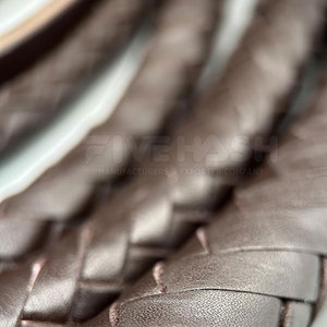 Fouet en cuir durable de qualité supérieure, cuir véritable, prise ferme, design flexible, parfait pour l'entraînement en extérieur - Product Image 6