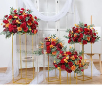 Centre de table rectangulaire en métal doré pour décoration de mariage