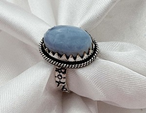 Anillo de ágata azul natural con baño de plata, hecho a mano, con diseño de corte ovalado, joyería para mujer, venta al por mayor, anillo listo para usar. - Product Image 6