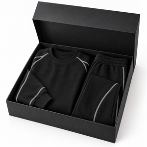 Survêtement à rayures et passepoil sur le devant, conçu avec un tissu doux, coupe confortable, coutures durables et style sportif. - Product Image 6