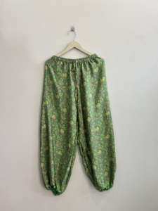 Pantalones Harem de Seda Estilo Gitano Indio, Pantalones de Yoga Cómodos, Pantalones de Pijama - Product Image 4
