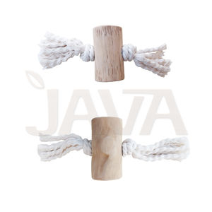 Juguete Masticable para Perros de Madera Dura Ecológico, Diseño de Mariposa CW, Sostenible, Tamaño XL, para Limpieza de Dientes y Ejercicio - Product Image 4