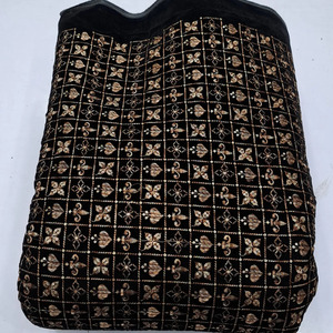 Velvet Embroidered Fabric Designer Fabric Luxury Fabric Velvet Lace Fabric for Modest Fashion Garment Manufacturing Export <b>UK</b> EU - Product Image 5