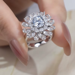 Luxury 18K White Gold Jewelry 2CT Cushion Cut Lab Grown Diamond Engagement <b>Ring</b> Gold Lab Diamond <b>Ring</b> - Product Image 5