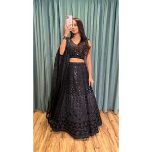 DESIGNER GEORGETTE SEQUENCE TRAVAIL LEHENGA CHOLI AVEC DUPATTA NOIR - Product Image 1