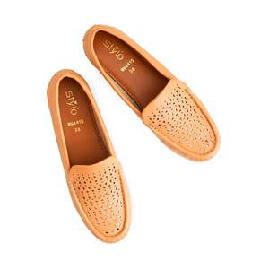 Mocasín Mostaza WN4415 Zapatos Gruesos - Product Image 1