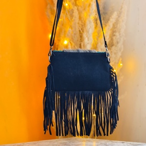 Bolso Bandolera de Cuero Genuino con Flecos, Diseño 2026, Adornado con Piedras Turquesa, Multiusos, Estilo Bohemio - Product Image 2