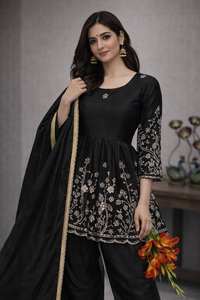 Colección de Vestidos Étnicos Indios de Seda Chanderi para Mujer, Bordado Intenso, Estilo Moderno, para Bodas y Fiestas, Kurta/Kurti - Product Image 5