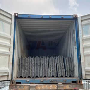 <span class=keywords><strong>Highway</strong></span> W Beam <span class=keywords><strong>Guardrail</strong></span> Barrera de choque de acero galvanizado en caliente Valla de seguridad vial - Product Image 6