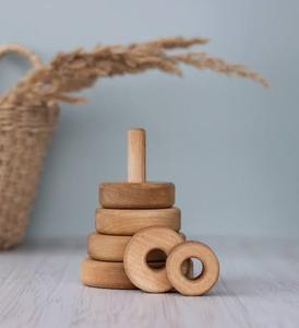 Rompecabezas piramidal de madera hecho a mano, nuevo, éxito de ventas, en tendencia - juguete infantil artesanal de madera - Product Image 1