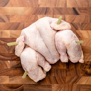 ไก่แช่แข็งเกรดพรีเมียม ได้รับการรับรองฮาลาล ไก่สดแช่แข็งทั้งตัว จำหน่ายส่งออกจำนวนมาก สำหรับตลาดส่งออก ขายส่งจำนวนมาก - Product Image 3