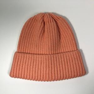 Bonnet en tricot côtelé, style USA, streetwear d'hiver, confortable pour le quotidien, moderne, pour un style de vie en plein air - Product Image 1