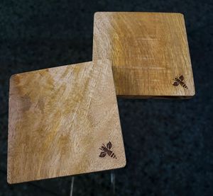 Posavasos de Calidad Premium para Hogar, Comedor, Restaurante, Hotel, Cafetería, Oficina y Protección Diaria de la Mesa, Disponible para la Venta - Product Image 1