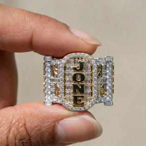 Bague de fiançailles personnalisée en argent sterling 925 avec diamant Moissanite, style Hip Hop pour homme, bijou statement style rappeur glacé - Product Image 1