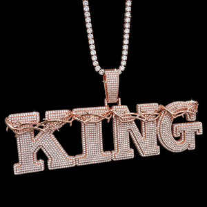 Colgante de Moissanita Plateada Personalizado de 40mm con Letra Espina, Estilo Iced Out Hip Hop, Acabado Personalizado, Joyería de Declaración, Regalo - Product Image 6