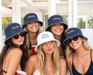 Sombrero de Pescador de Mezclilla Bordado Personalizado para Mujer, Sombrero de Sol Casual Unisex para Verano, Sombrero de Pescador con Estampado Personalizado para Fiestas - Product Image 1
