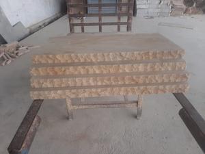 Losas de arenisca marrón Kandla cortadas a medida con superficie texturizada pulida que garantiza un grosor de fácil instalación para uso residencial - Product Image 5