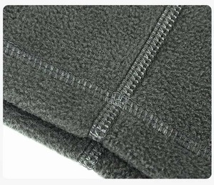 Compre una Balaclava de Forro Polar Personalizada con un Solo Orificio para Ciclismo Táctico y Deportes Aéreos, Suministro al por Mayor - Product Image 2