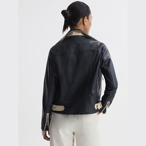 Chaqueta de Cuero para Motocicleta de Invierno para Mujer, Piel de Vaca Genuina, Estampada, Impermeable, con Bordado, Diseño Moderno - Product Image 5