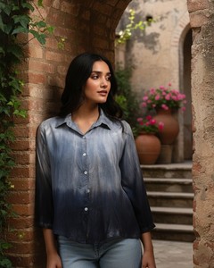 Chemise décontractée pour femme Maaesa, faite à la main, tie-dye, en rayonne, col ouvert, manches longues, coupe classique - Product Image 5