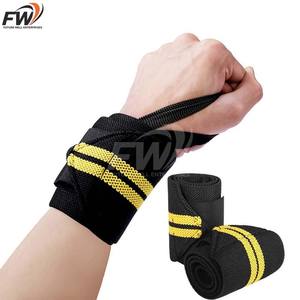 Sangles de poignet de musculation personnalisées avec logo, en néoprène, ajustables et respirantes, pour la gym, le fitness et l'entraînement à domicile, avec logo OEM. - Product Image 2