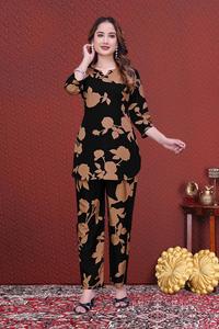 ชุดเซ็ตผ้าไมโครไฟเบอร์สีดำสำหรับผู้หญิง ลายพิมพ์รักษ์โลก คอกลม ชุดสองชิ้น ไซส์พลัส S ถึง 3XL ขายส่ง Kiran Nexus - Product Image 6