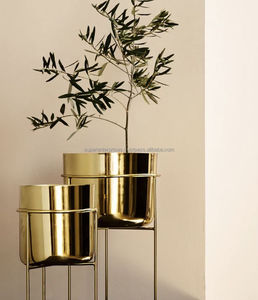 Elegante Macetero Metálico con Soporte para Exhibición en Esquinas de Sala de Estar, Decoración de Jardín Interior y Exterior, Estilo Moderno Rústico - Product Image 6