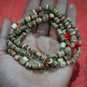 Collar de Oración Japa Mala de Tulsi Hecho a Mano con 108 Cuentas Coloridas de 2mm, Collar de Madera para Meditación, Yoga, Joyería Espiritual, Venta al por Mayor Sigma - Product Image 2