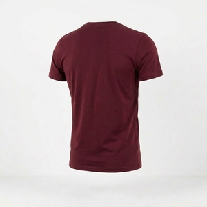 เสื้อยืดผู้ชายขายดี ผ้าฝ้าย 100% สไตล์ไฮสตรีท รับผลิตแบบ OEM พิมพ์โลโก้ตามสั่ง กันยับ แห้งเร็ว ระบายอากาศดี คอกลม แขนสั้น - Product Image 2