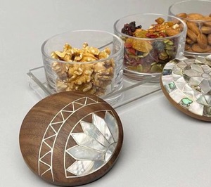 Boîte à bonbons en verre au design tendance avec couvercle en acrylique et nacre, qualité supérieure, au meilleur prix - Product Image 5