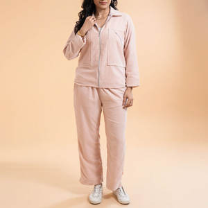 ชุดวอร์มผ้ากำมะหยี่สำหรับผู้หญิงใส่สบายสไตล์คนเมืองชุดวอร์มผ้ากำมะหยี่ดูนุ่มสบายๆสำหรับฤดูหนาว - Product Image 2