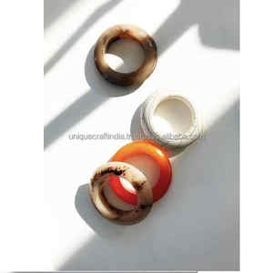 Brazalete de Resina Hecho a Mano al por Mayor, Diseño Sólido Clásico con Temática de Amor, para Uso Casual y de Fiesta, Artesanía Única, Productos de la India - Product Image 5