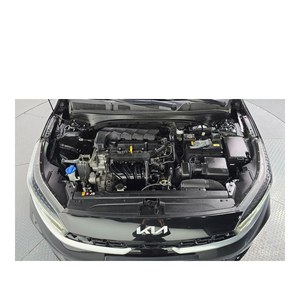 Kia K3 2022, 1.6, Estándar de Emisiones Euro V, Asientos de Cuero, Volante a la Izquierda, Cámara Trasera, con 69,236 km - Product Image 6