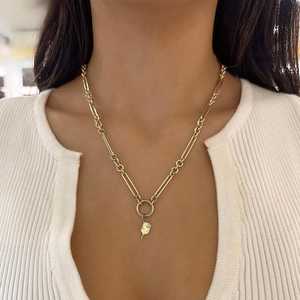 Breloques pour raquettes de pickleball en or massif 14K 18K avec diamant solitaire taille ronde cultivé en laboratoire, pendentifs raffinés, minimalistes, de luxe et ludiques pour le sport - Product Image 4