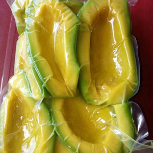 Avocat entier surgelé IQF en vrac du Vietnam pour les smoothies, les bars à jus, les garnitures de pâtisserie et la restauration - Product Image 1