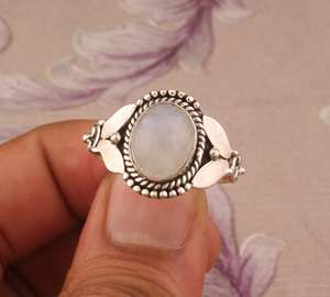 Luxury Natural Rainbow Moonstone <b>Ring</b> Elegant 925 Sterling <b>Silver</b> Gold Plated <b>Statement</b> Band - High-Quality Blue Flash <b>Ring</b> - Product Image 2