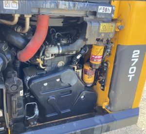 Cargadora de orugas 270T 2021 con motor EPA, disponible para exportación - Product Image 5